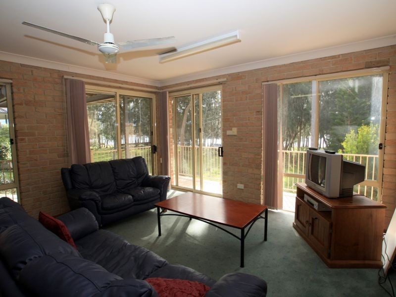 49 Ray Street, Sussex Inlet NSW 2540