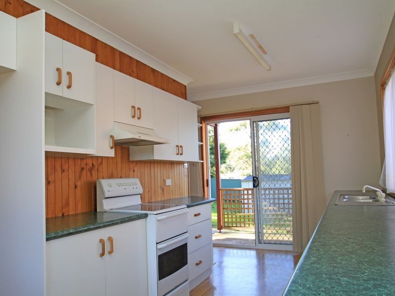 10 Blue Mist Close, Sussex Inlet NSW 2540