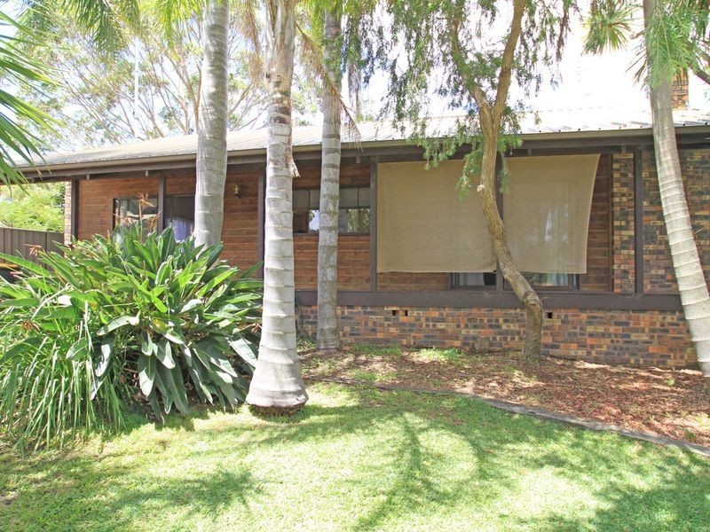 10 Inlet Avenue, Sussex Inlet NSW 2540