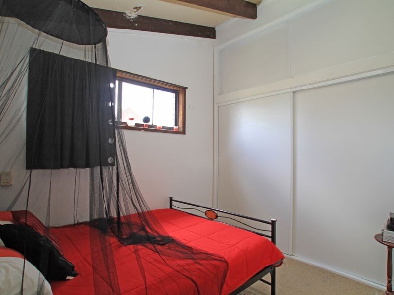10 Inlet Avenue, Sussex Inlet NSW 2540