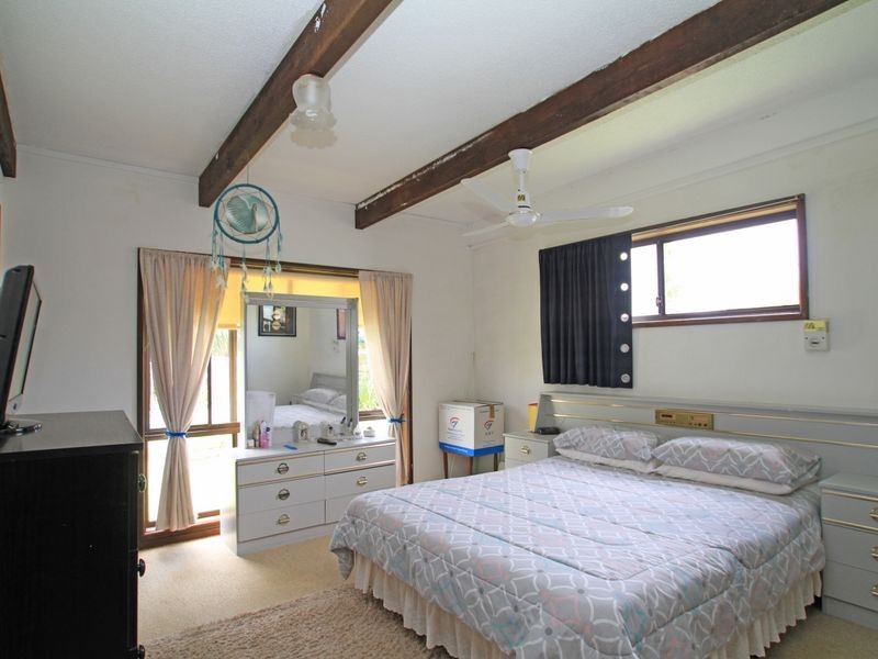 10 Inlet Avenue, Sussex Inlet NSW 2540