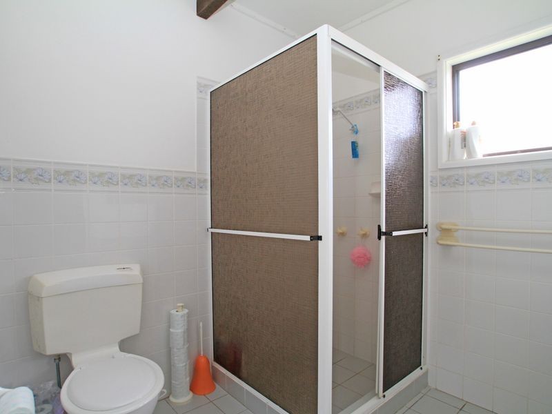 10 Inlet Avenue, Sussex Inlet NSW 2540