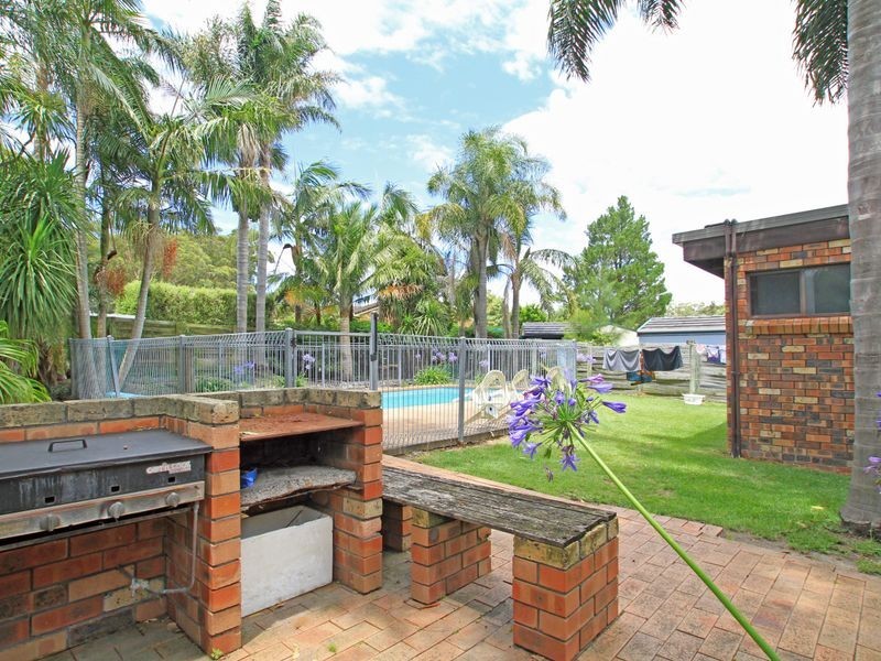 10 Inlet Avenue, Sussex Inlet NSW 2540