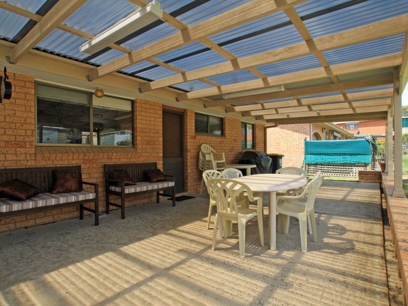 14 Suncrest Avenue, Sussex Inlet NSW 2540