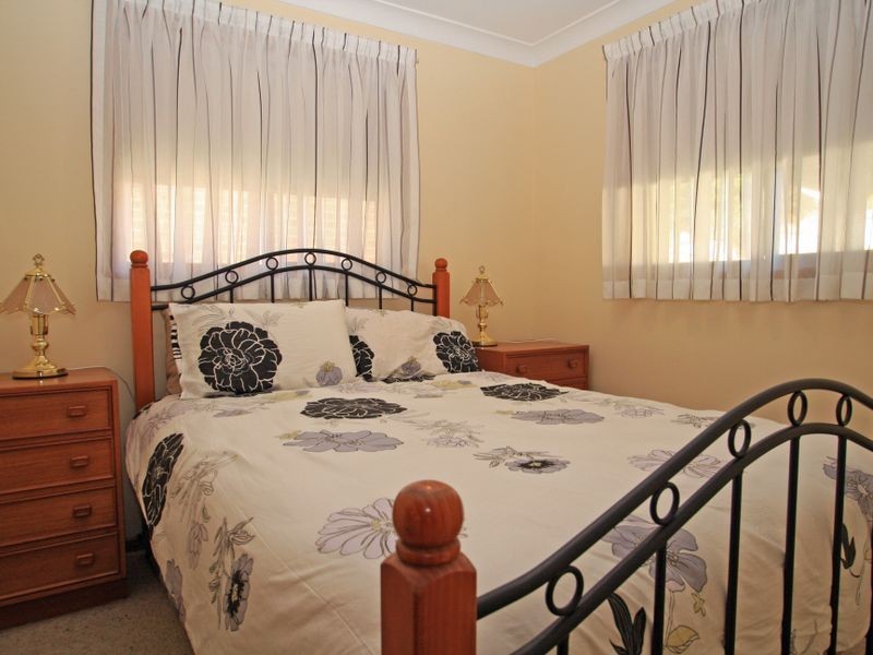 14 Suncrest Avenue, Sussex Inlet NSW 2540