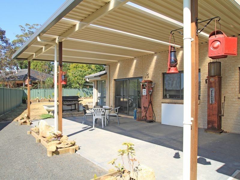 24 Suncrest Avenue, Sussex Inlet NSW 2540
