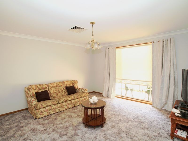 1 Sandpiper Way, Sussex Inlet NSW 2540