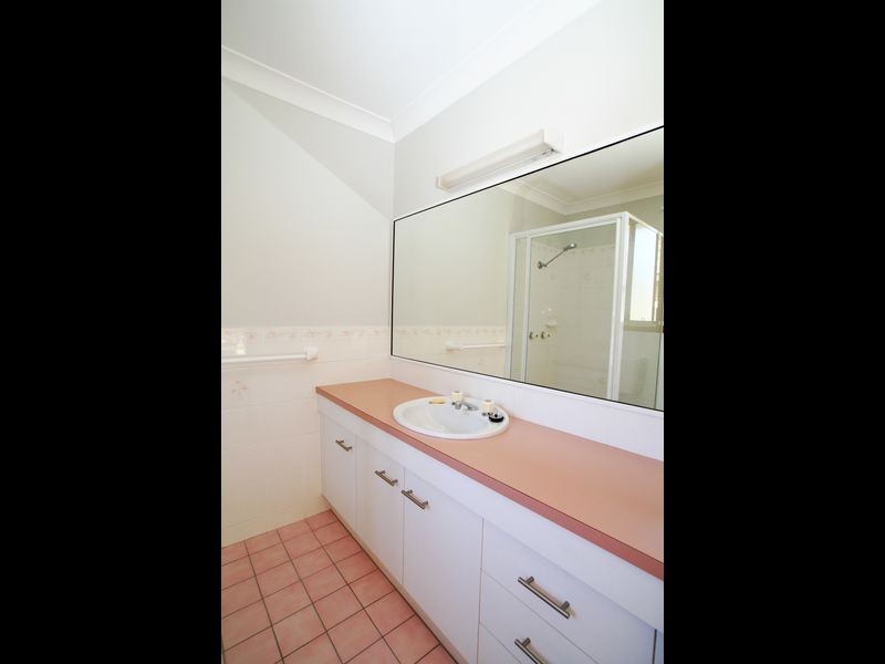 1 Sandpiper Way, Sussex Inlet NSW 2540
