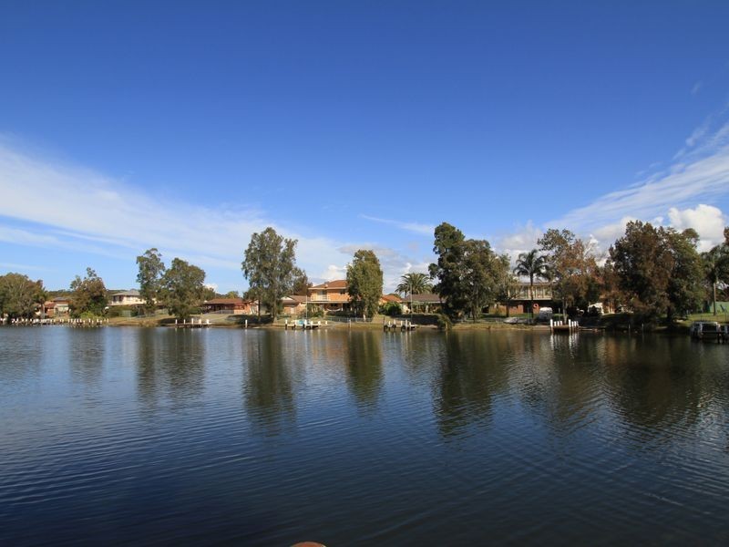 1 Sandpiper Way, Sussex Inlet NSW 2540