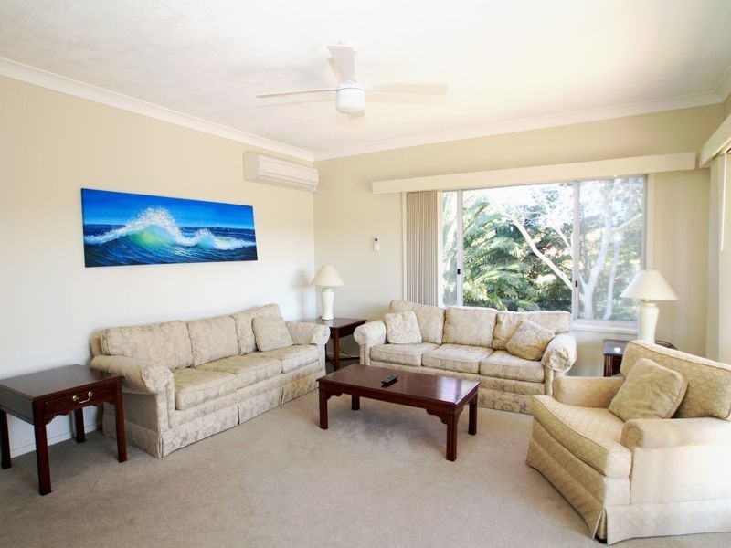 11 Lagoon Crescent, Sussex Inlet NSW 2540