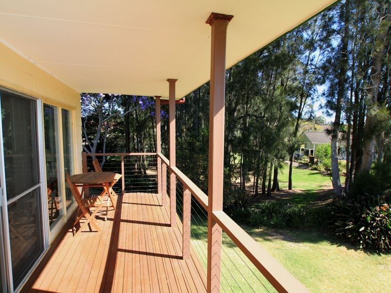 11 Lagoon Crescent, Sussex Inlet NSW 2540