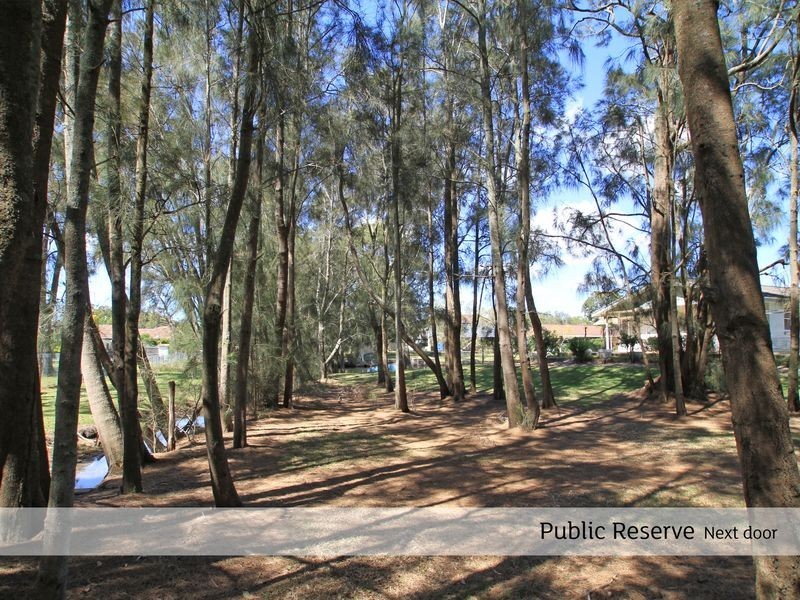 11 Lagoon Crescent, Sussex Inlet NSW 2540