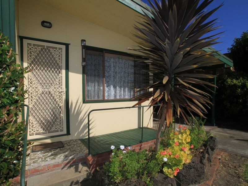 49 Tradewinds Avenue, Sussex Inlet NSW 2540