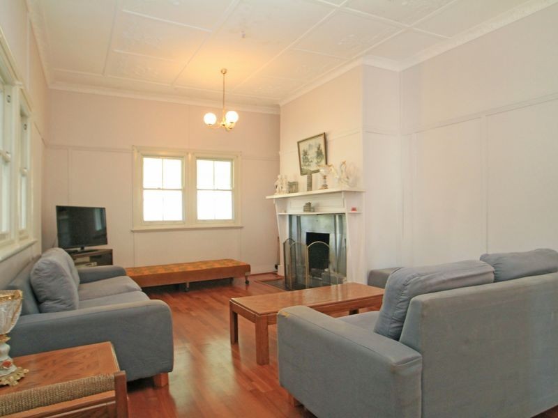 2 Christine Street, Sussex Inlet NSW 2540