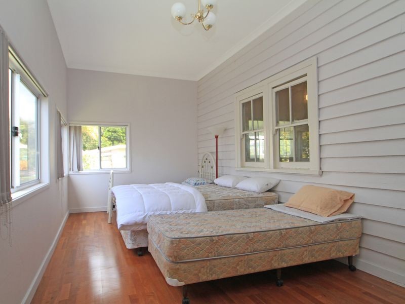 2 Christine Street, Sussex Inlet NSW 2540