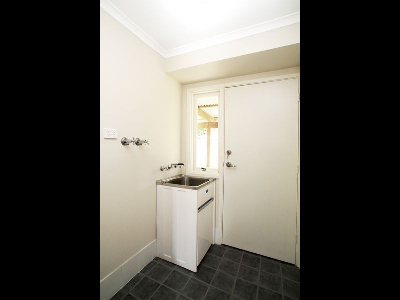 8 Blue Mist Close, Sussex Inlet NSW 2540