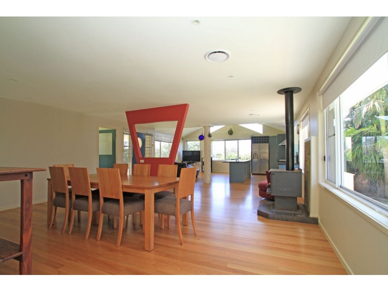 11 Myrniong Grove, Berrara NSW 2540