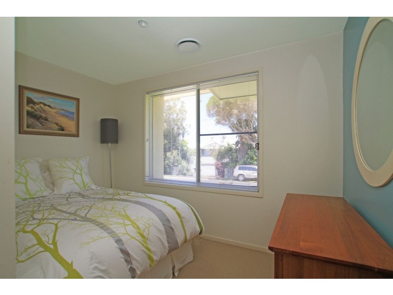 11 Myrniong Grove, Berrara NSW 2540