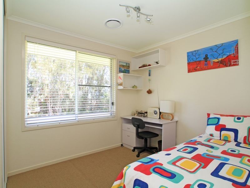 11 Myrniong Grove, Berrara NSW 2540