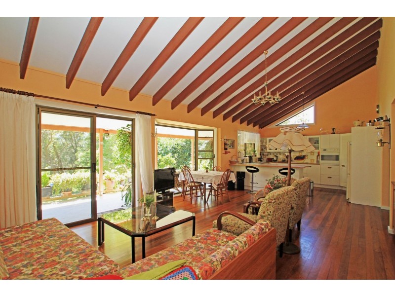 55 Ray Street, Sussex Inlet NSW 2540