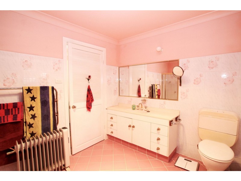 55 Ray Street, Sussex Inlet NSW 2540