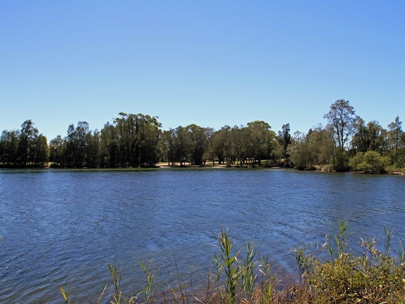 55 Ray Street, Sussex Inlet NSW 2540