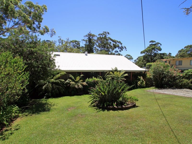 55 Ray Street, Sussex Inlet NSW 2540