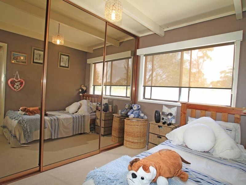 7 Lakehaven Drive, Sussex Inlet NSW 2540