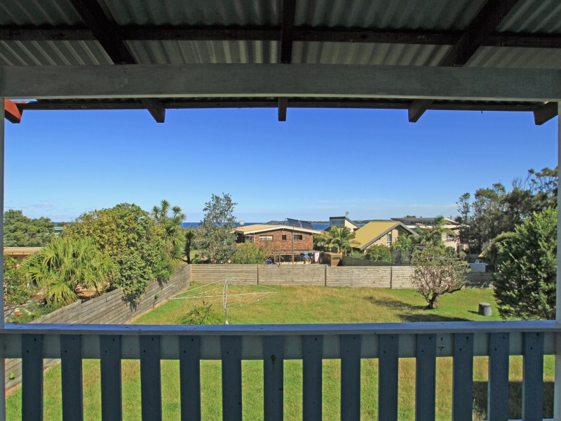 20 Surfway Avenue, Berrara NSW 2540