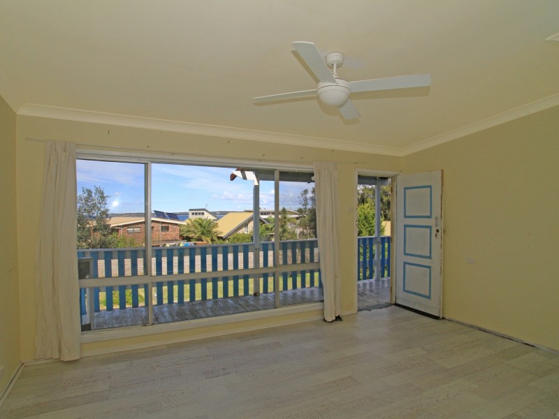 20 Surfway Avenue, Berrara NSW 2540