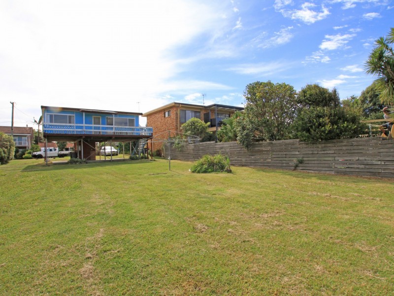 20 Surfway Avenue, Berrara NSW 2540