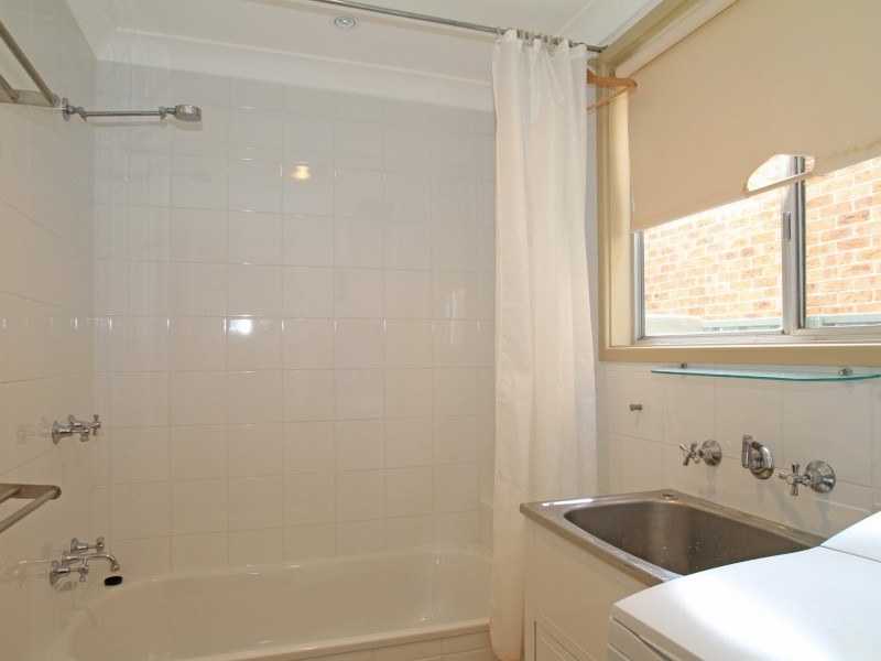 16 Surfway Avenue, Berrara NSW 2540