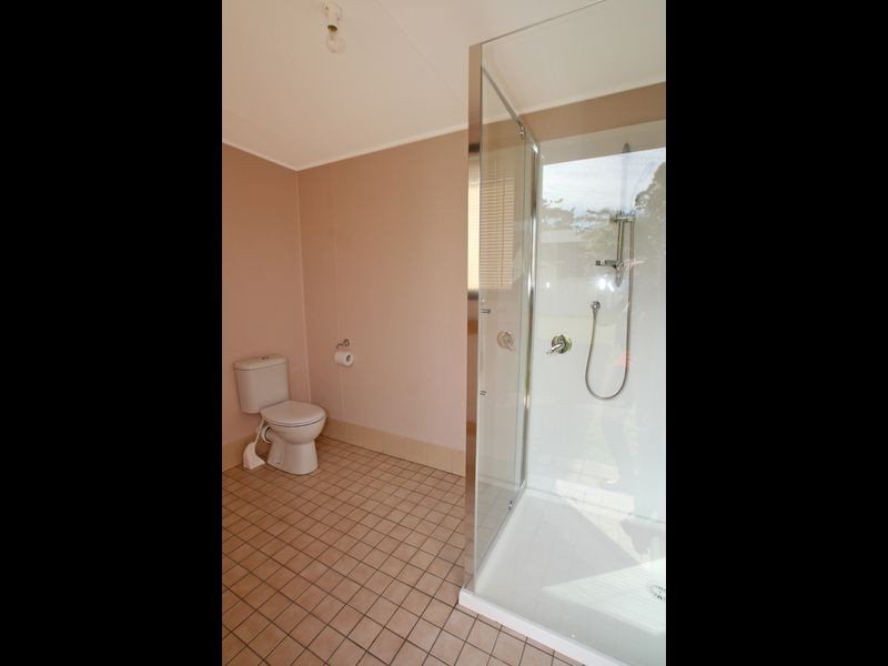 12 Ray Street, Sussex Inlet NSW 2540