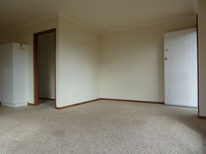 12 Ray Street, Sussex Inlet NSW 2540