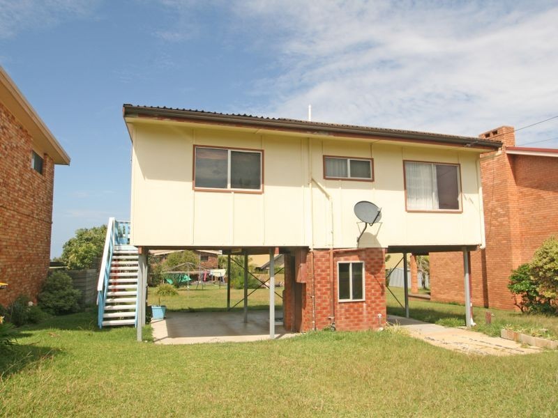 20 Surfway Avenue, Berrara NSW 2540