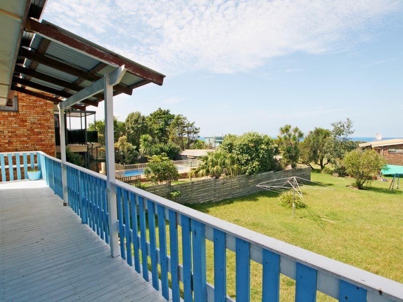 20 Surfway Avenue, Berrara NSW 2540