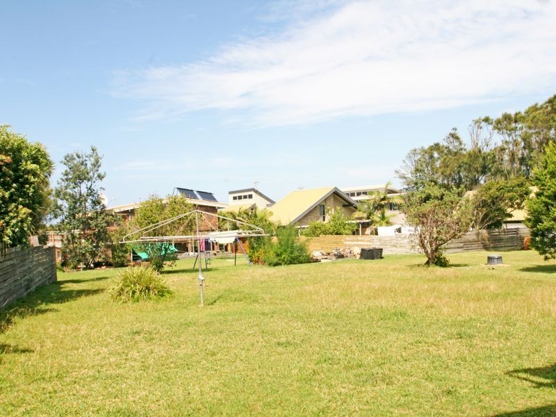 20 Surfway Avenue, Berrara NSW 2540