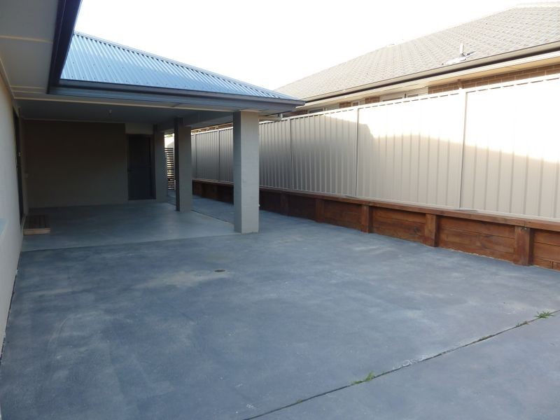 11 Seaberry Street, Sussex Inlet NSW 2540