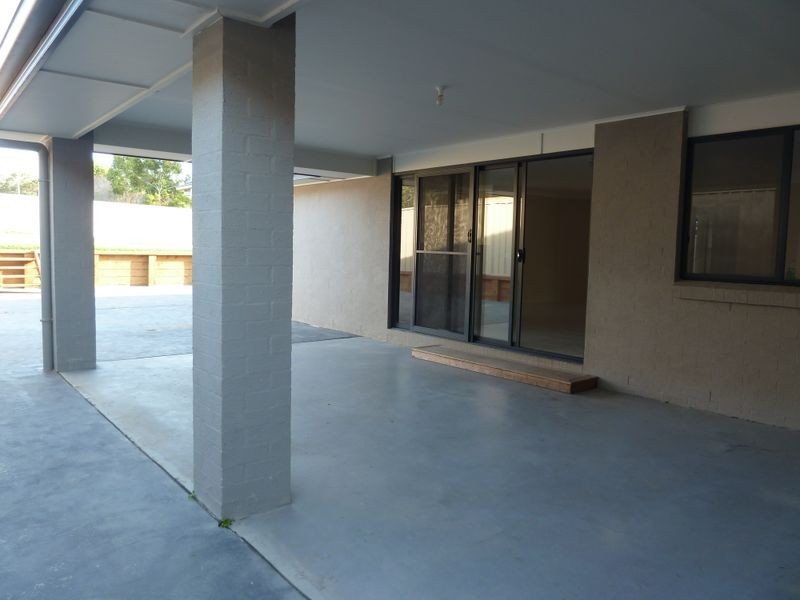 11 Seaberry Street, Sussex Inlet NSW 2540