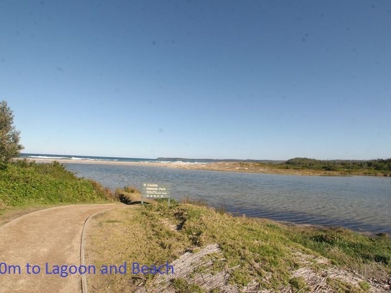 24 Waterhaven Avenue, Berrara NSW 2540