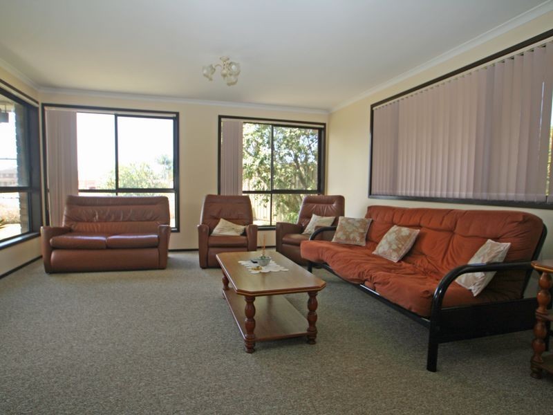 40 Whimbrel Drive, Sussex Inlet NSW 2540