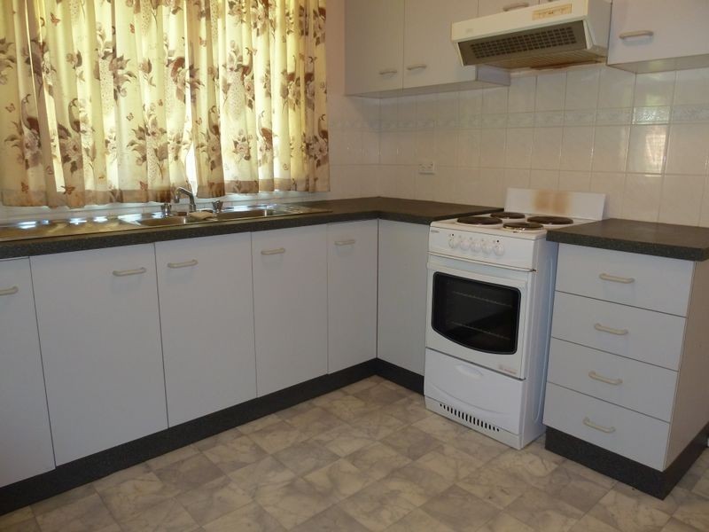 31 Glanville Road, Sussex Inlet NSW 2540