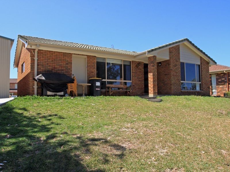 6 Plover Close, Sussex Inlet NSW 2540