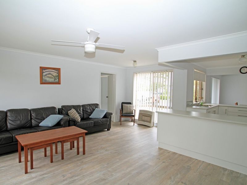 6 Plover Close, Sussex Inlet NSW 2540