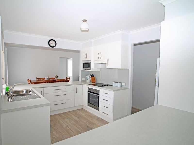 6 Plover Close, Sussex Inlet NSW 2540