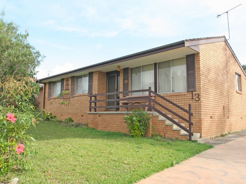 13 Tradewinds Avenue, Sussex Inlet NSW 2540