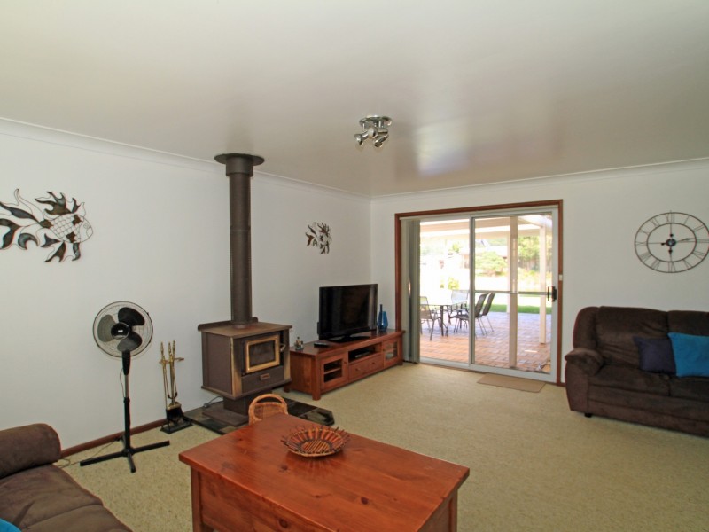 8 Dotterel Place, Sussex Inlet NSW 2540