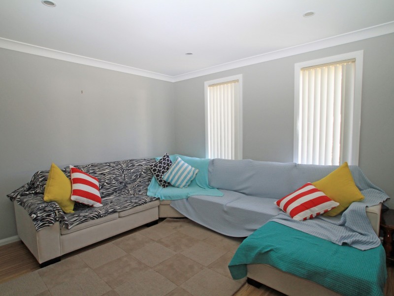 6 Peacehaven Way, Sussex Inlet NSW 2540