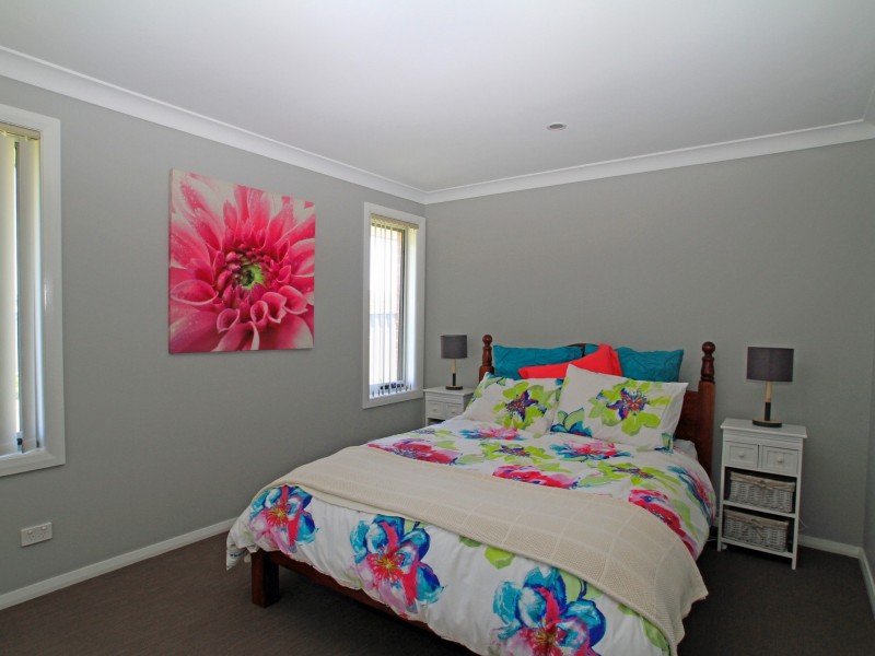 6 Peacehaven Way, Sussex Inlet NSW 2540