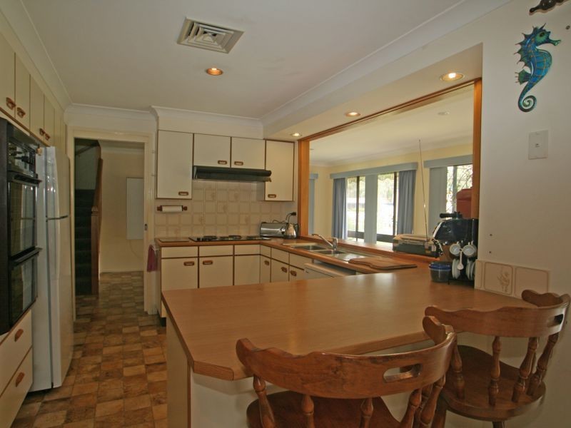 13 Thora Street, Sussex Inlet NSW 2540